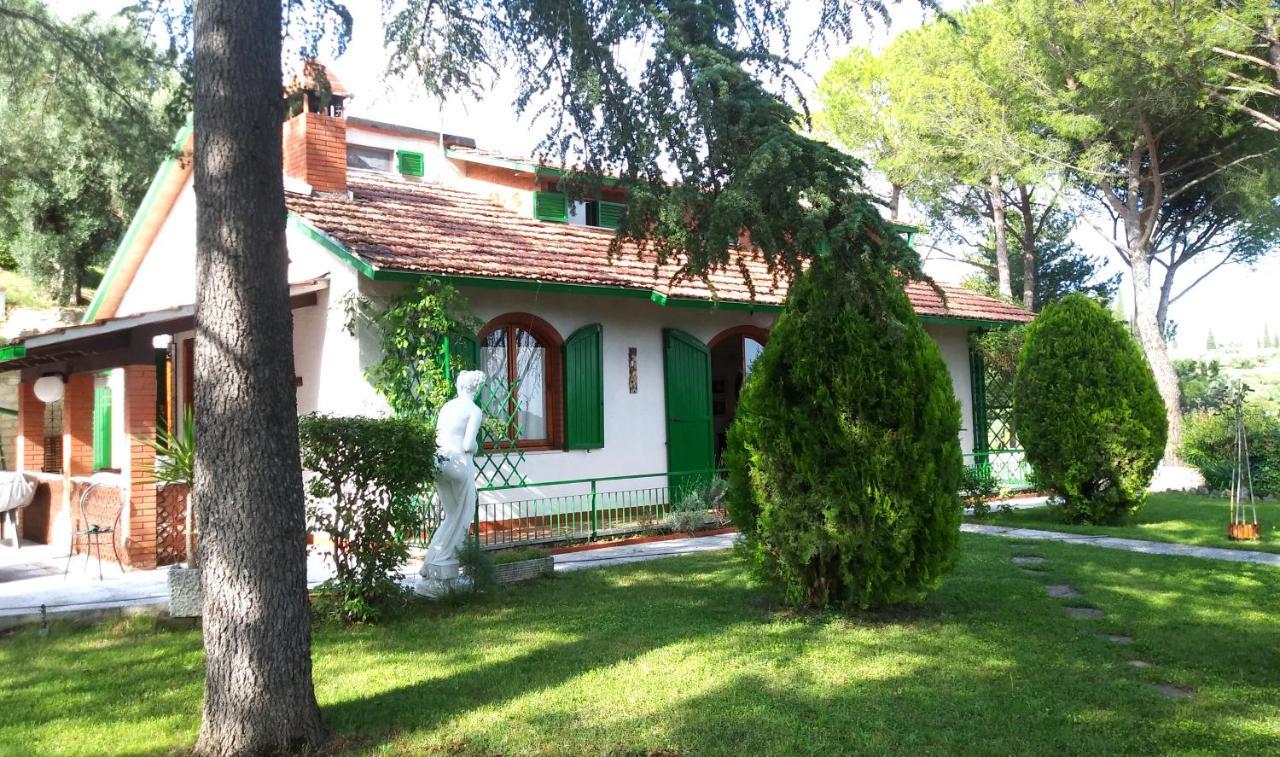 I Pini House Villa Magione Buitenkant foto